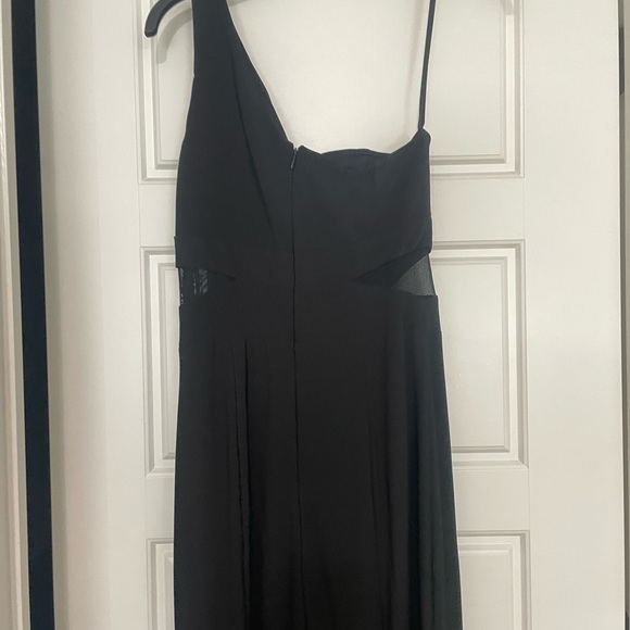 Black One Shoulder Formal Dress - Picture 3 of 4